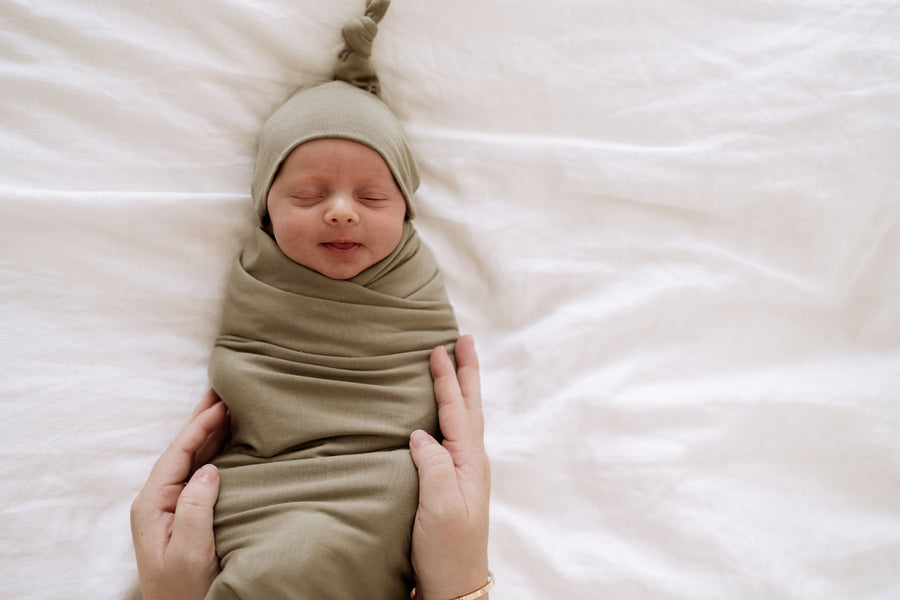 Anvi Baby Couture - Bamboo Spandex & Hat Set - Olive