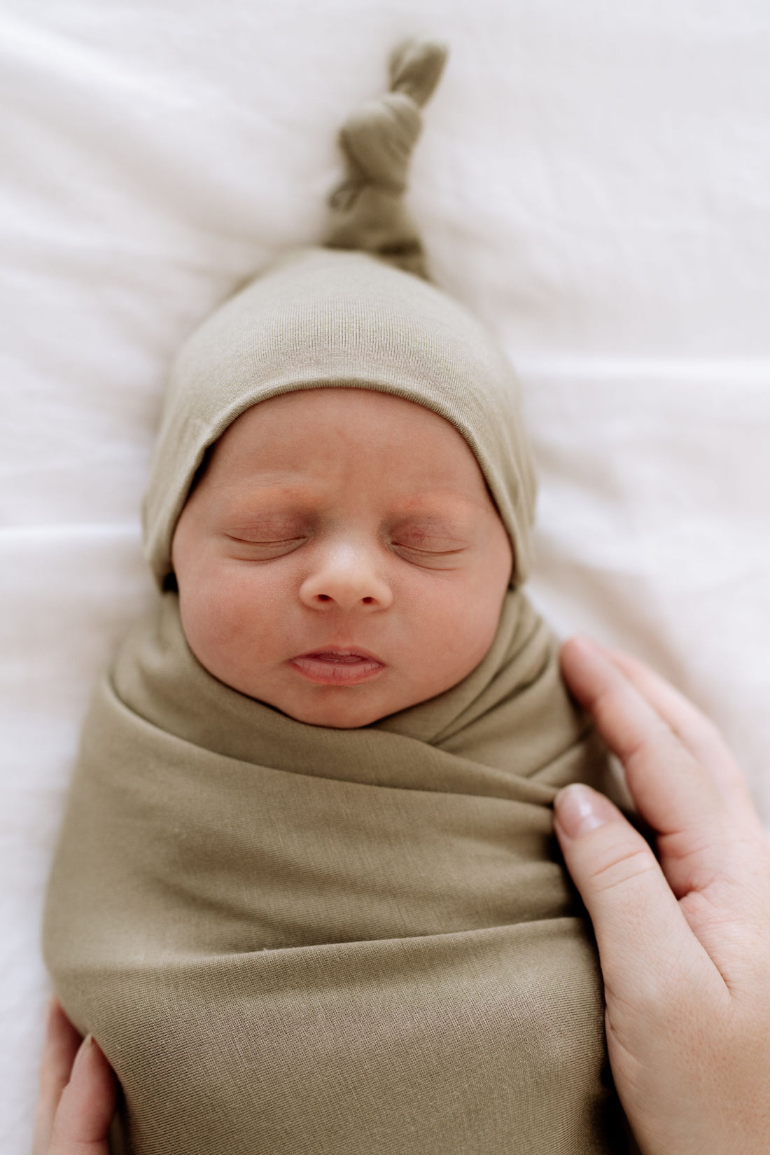 Anvi Baby Couture - Bamboo Spandex & Hat Set - Olive